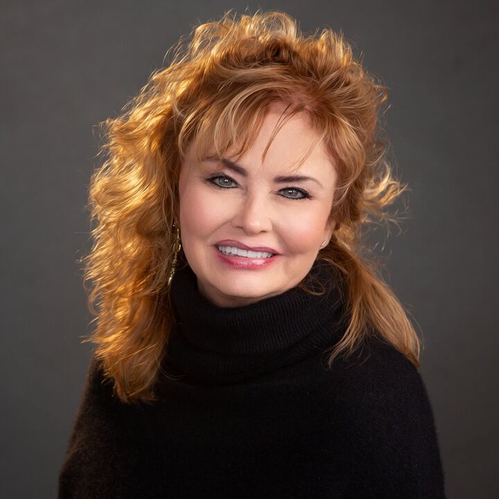Cindy Teel,  in Muskogee, ERA CS Raper & Son