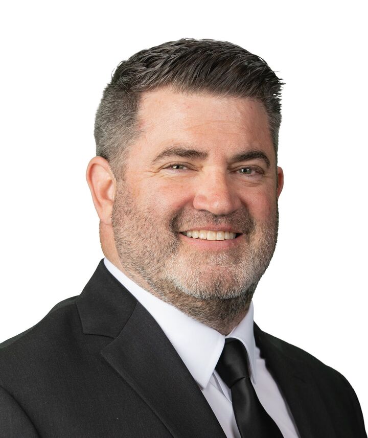 Adam Brooks, Real Estate Salesperson in Lindale, First Group