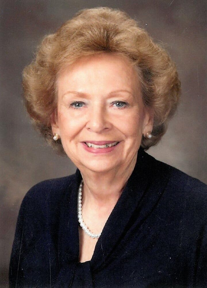 Sue Crawford, Real Estate Salesperson in Dalton, Kinard Realty