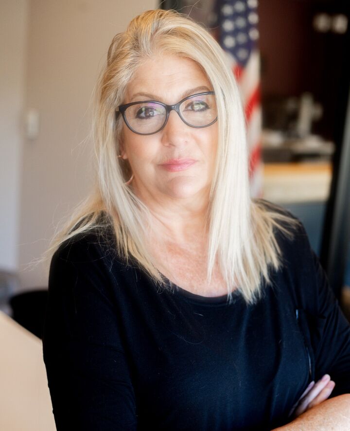 Suzanne Sanders, Real Estate Salesperson in Oldsmar, North East