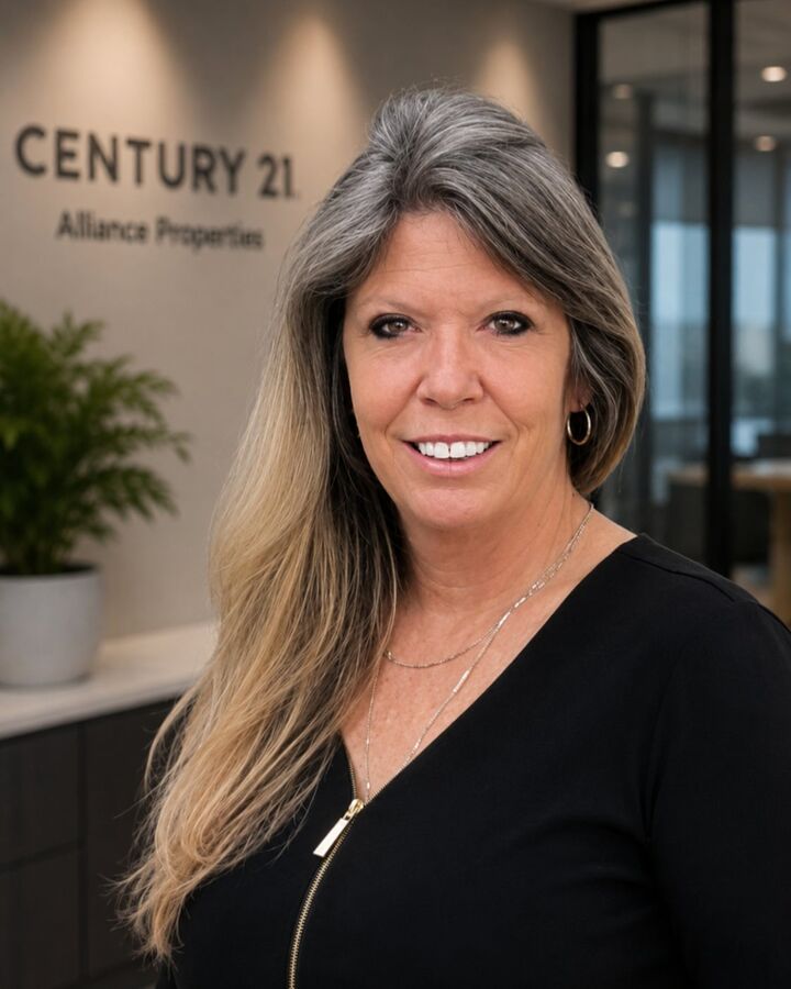 April Stewart, Real Estate Salesperson in Azle, Alliance Properties