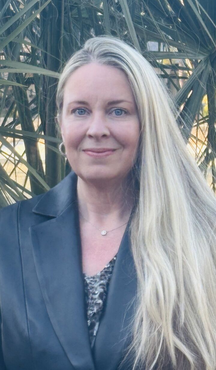 AMBER WATERS, Real Estate Salesperson in Tybee Island, Solomon Properties