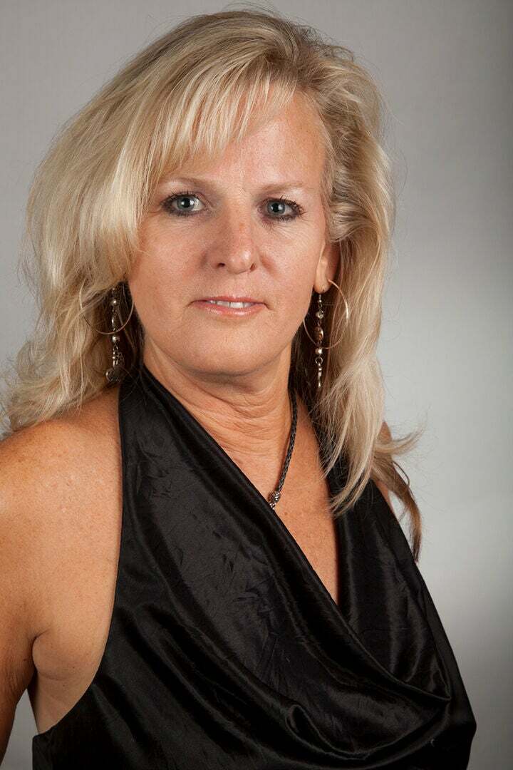 Cynthia Wyman, Real Estate Salesperson in Temecula, Affiliated