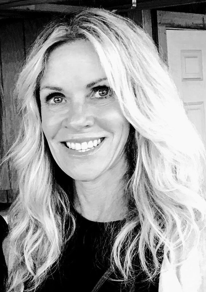 Debbie Dickerson, Sales Associate in Kitty Hawk, Seaside Realty