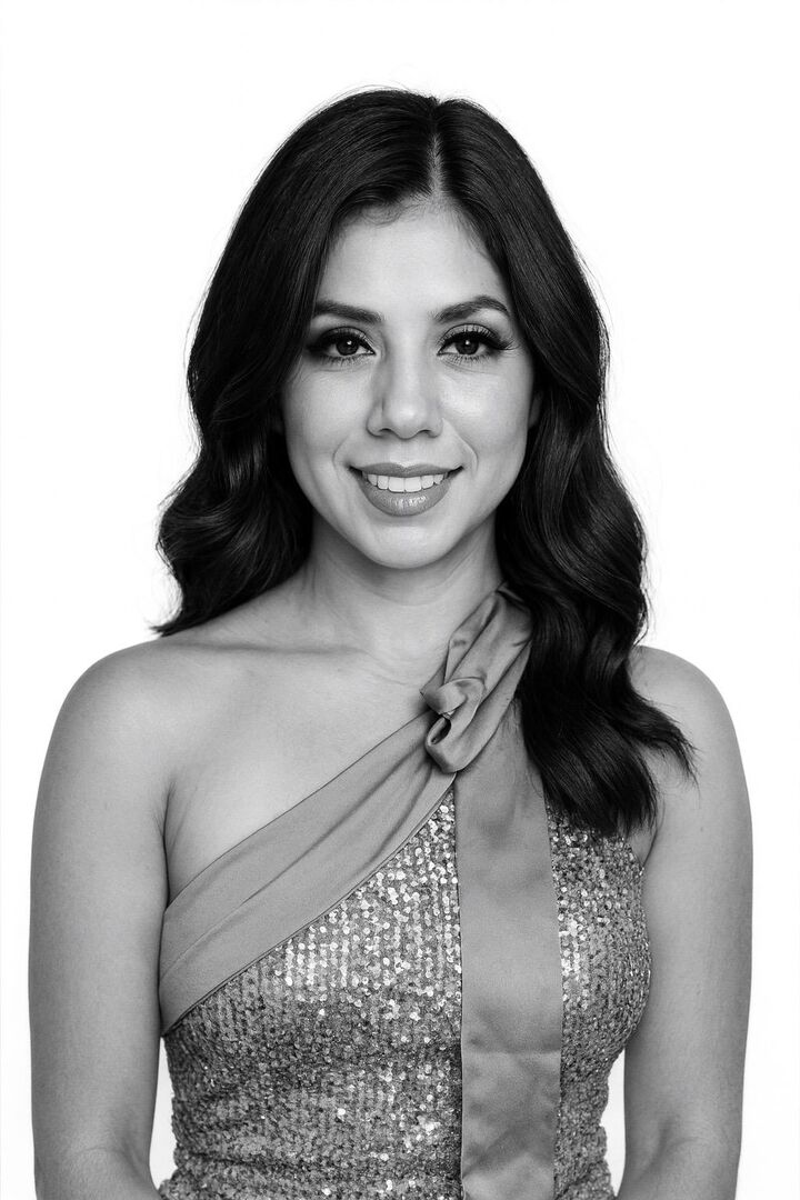 Ruth  Lopez ,  in Cabo San Lucas, Windermere