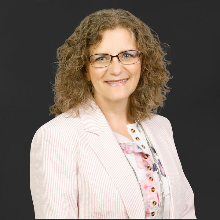 Laurie Rice, Real Estate Salesperson in Kaysville, Momentum
