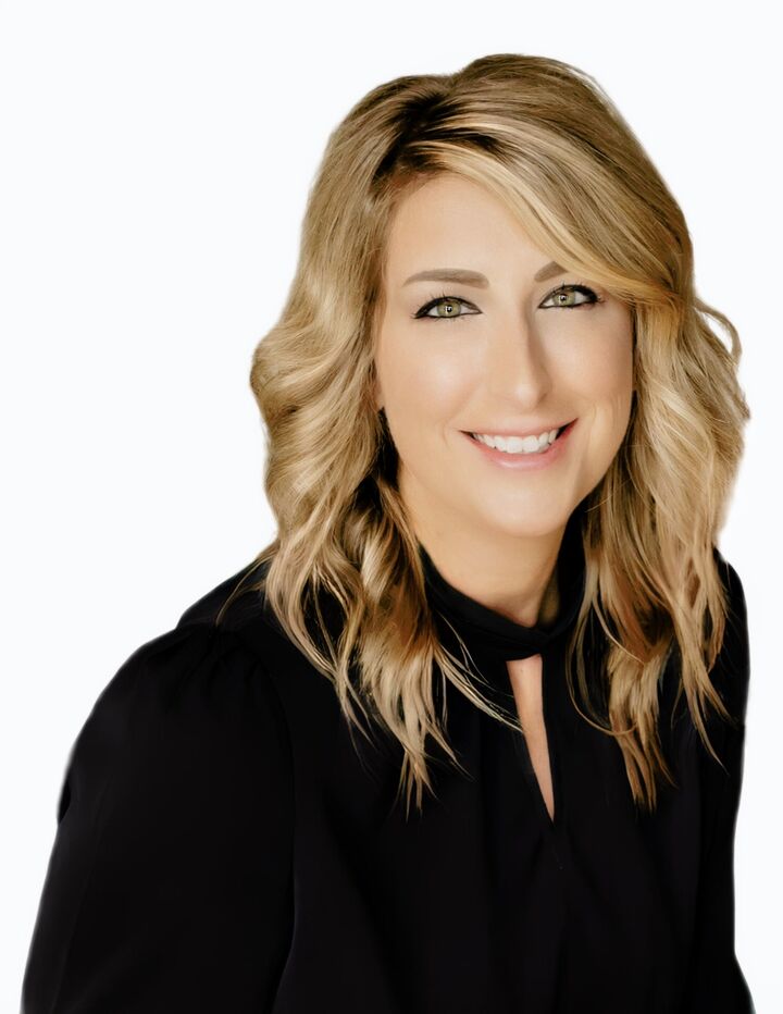 Mallori Hoffert, Real Estate Salesperson in Sioux City, ProLink