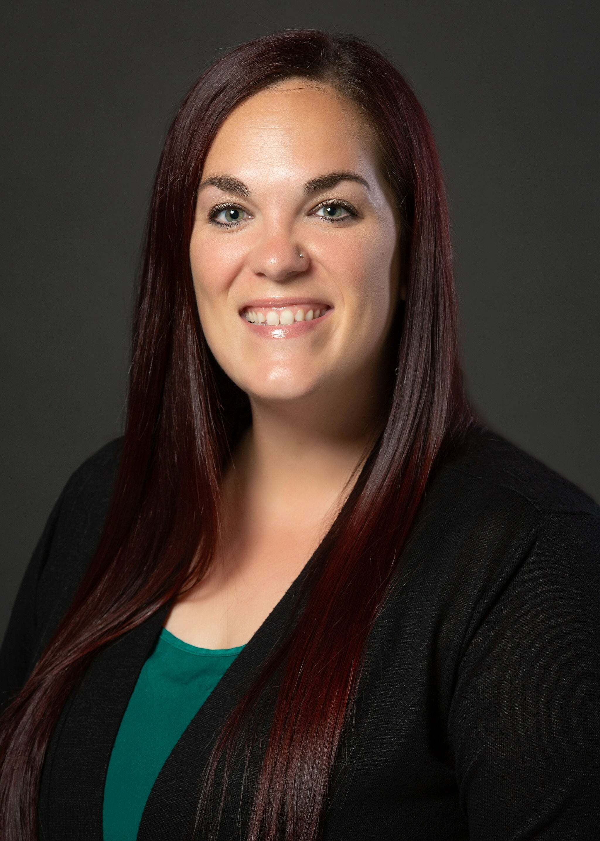Jeanine Hanlan, Sales Associate in Fargo, Advantage One
