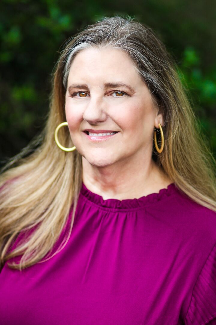 Sherry Warner, Real Estate Broker in Cary, Paracle