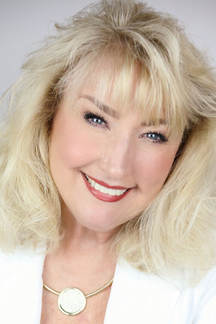 Susan Owen, Associate Real Estate Broker in Patchogue, M&D Good Life