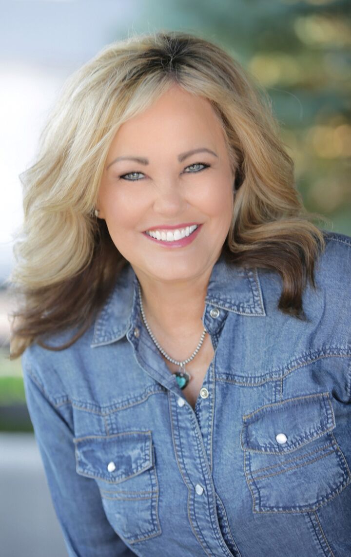 Shelley Favour, Associate Real Estate Broker in Tonto Basin, Bishop Realty