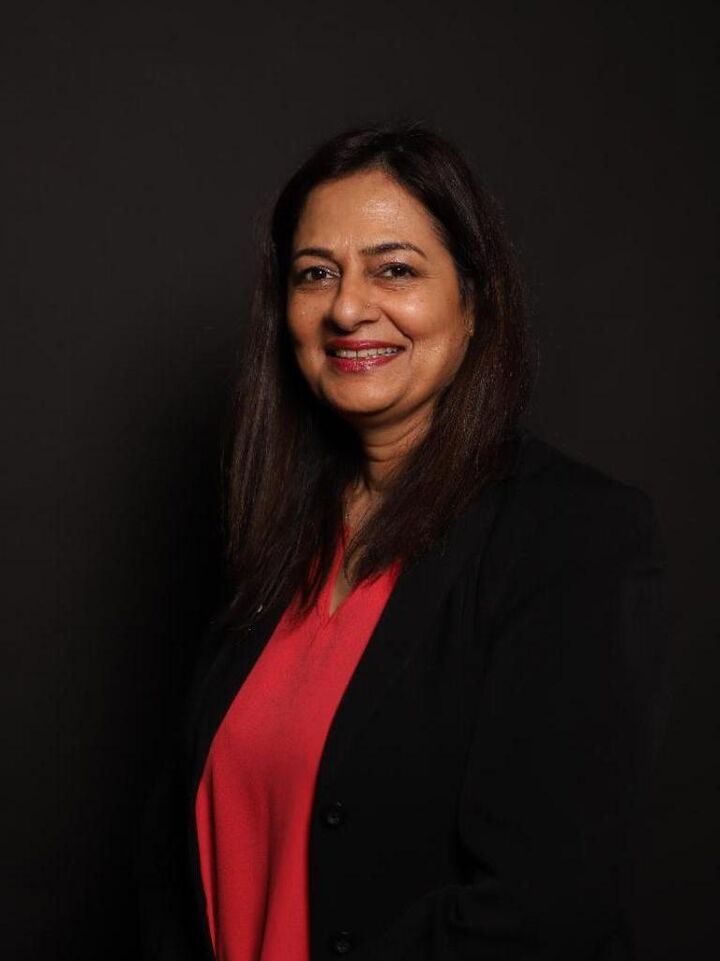 Saira Nagi,  in Toronto, Coldwell Banker The Real Estate Centre, Brokerage