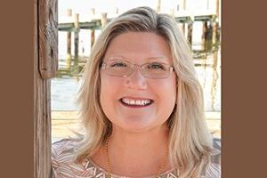 Relda Schick,  in Colonial Beach, Elite