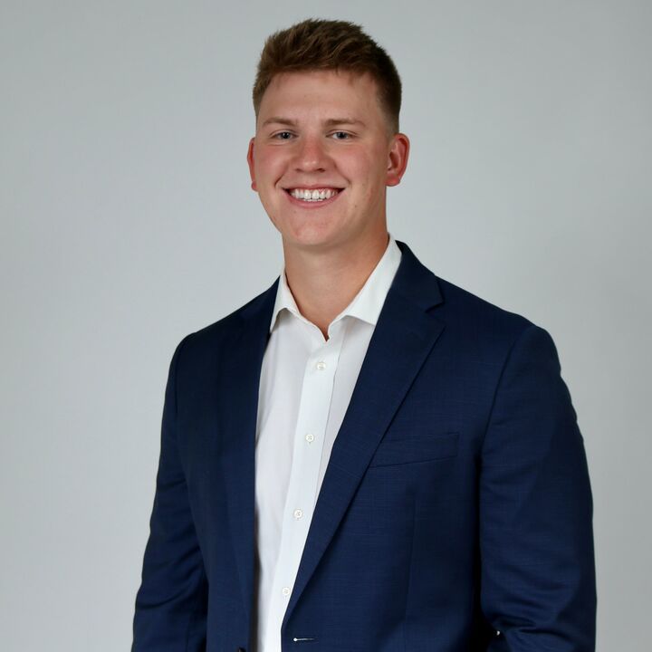 Jacob Simon, Real Estate Salesperson in Urbandale, Signature Real Estate