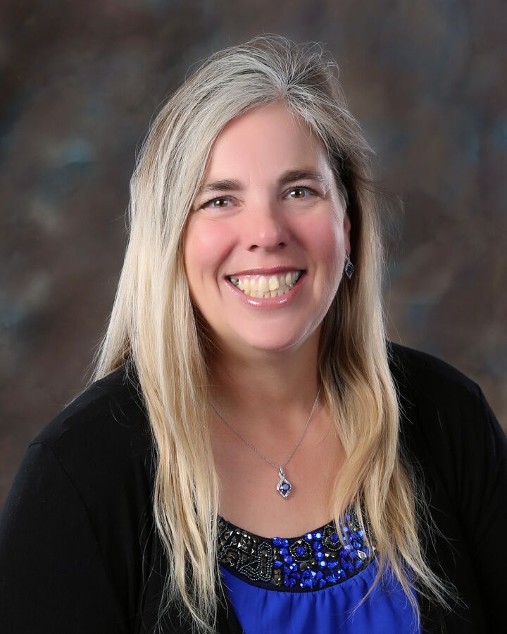 Michele Protzman, Real Estate Salesperson in Sioux City, Associated Brokers Realty, Inc.