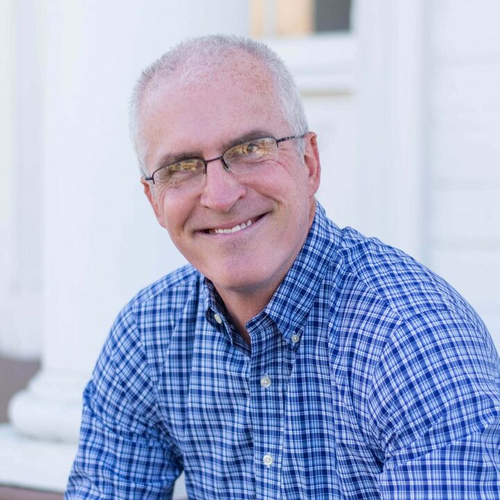 Patrick Doyle,  in Grand Rapids, Schmidt Realtors