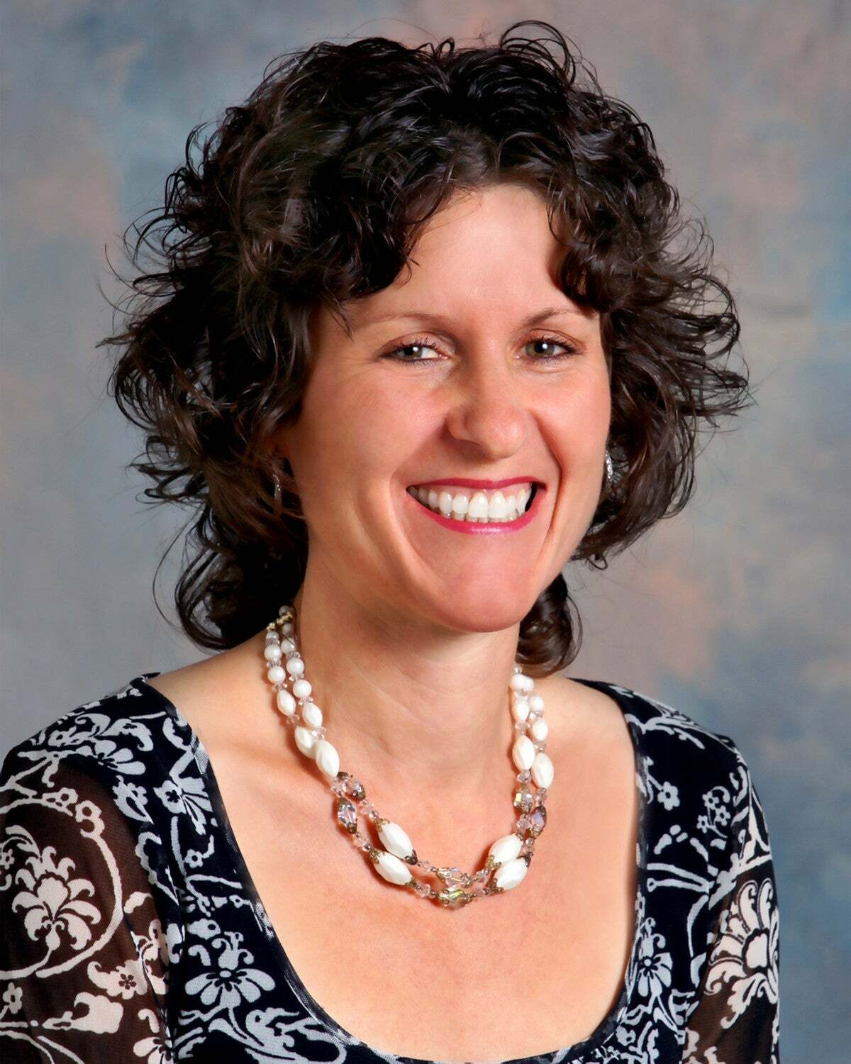 Arlene Williams, Real Estate Salesperson in Shelby Township, Professionals