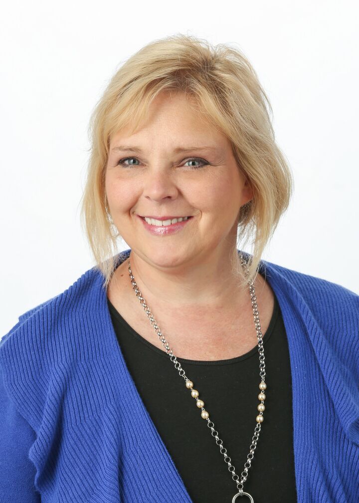 Sheila McIlvaine, Real Estate Salesperson in Cincinnati, ERA Real Solutions Realty