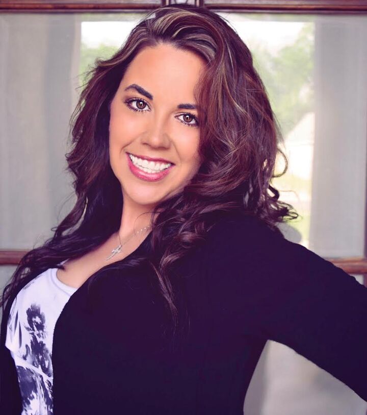 Leah Potts, Real Estate Salesperson in Lindale, First Group