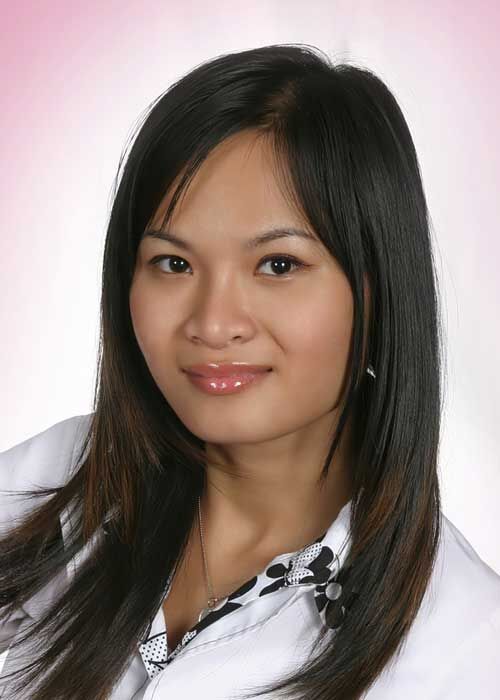 Rose Pham, Associate Real Estate Broker in Dunlap, Professional Group