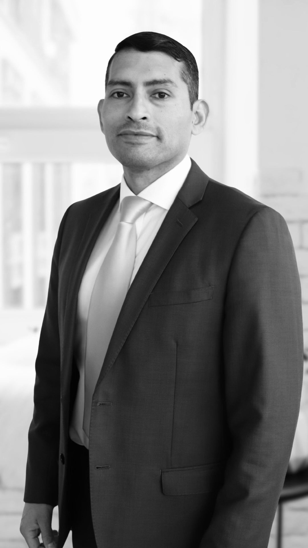 Daniel Jara, SALESPERSON in Livingston, Howard Hanna Rand Realty