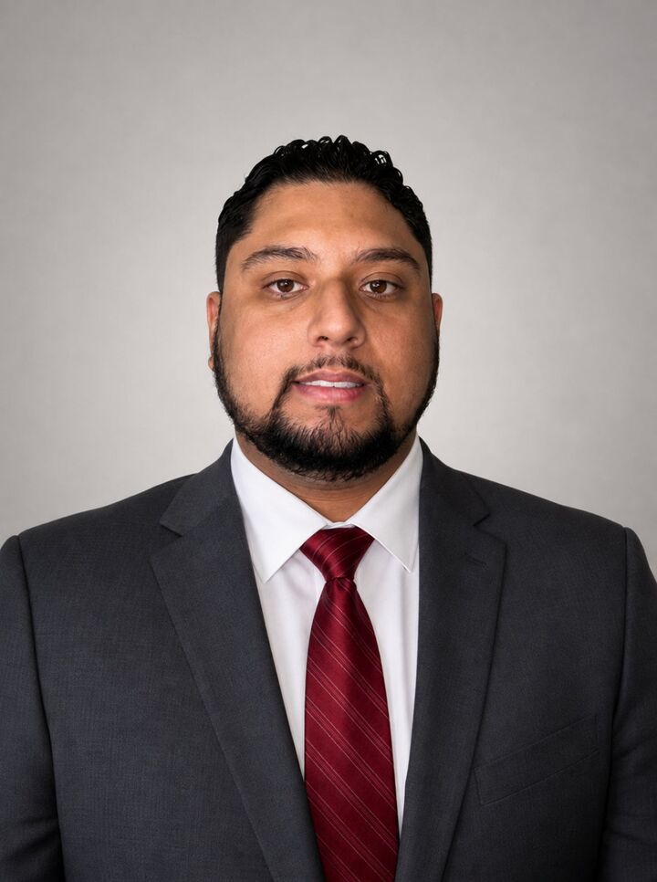 Carlos Miranda, Sales Representative in Downey, LOTUS