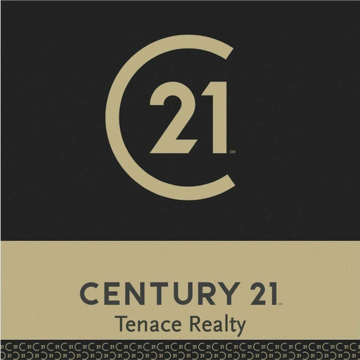 Wendy Feliu, Associate Real Estate Broker in Jupiter, Tenace Realty