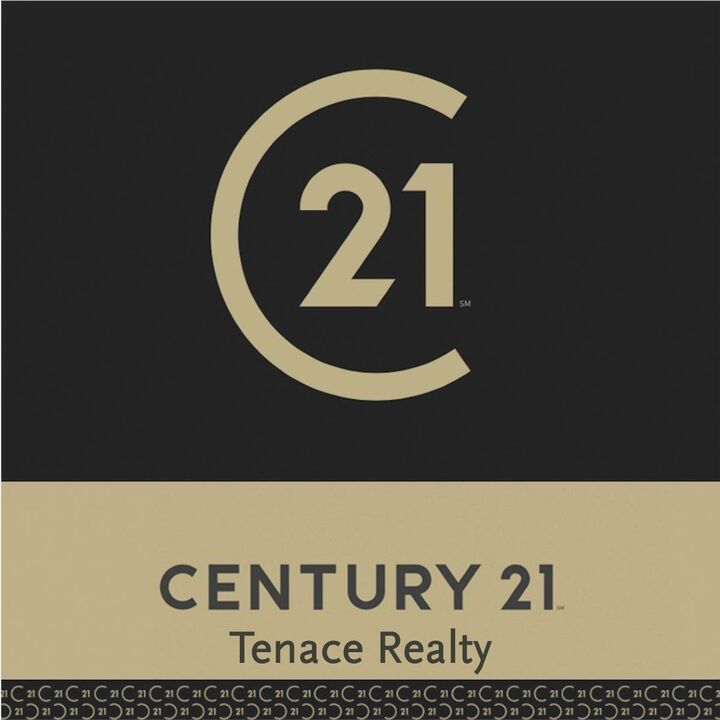 Wendy Feliu, Associate Real Estate Broker in Jupiter, Tenace Realty