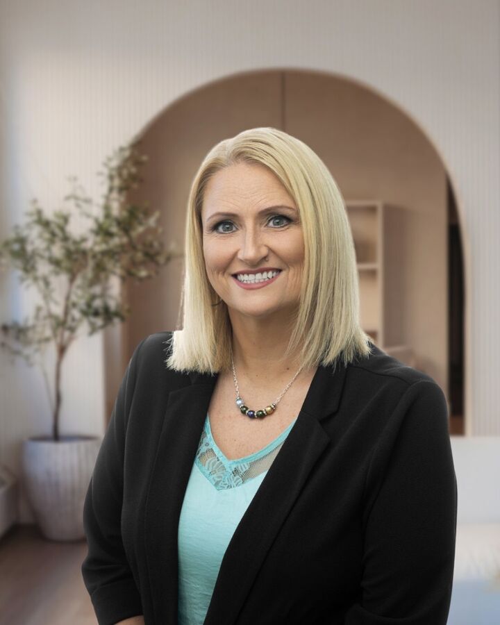 Jennifer Best,  in Welland, Coldwell Banker Advantage Real Estate, Brokerage