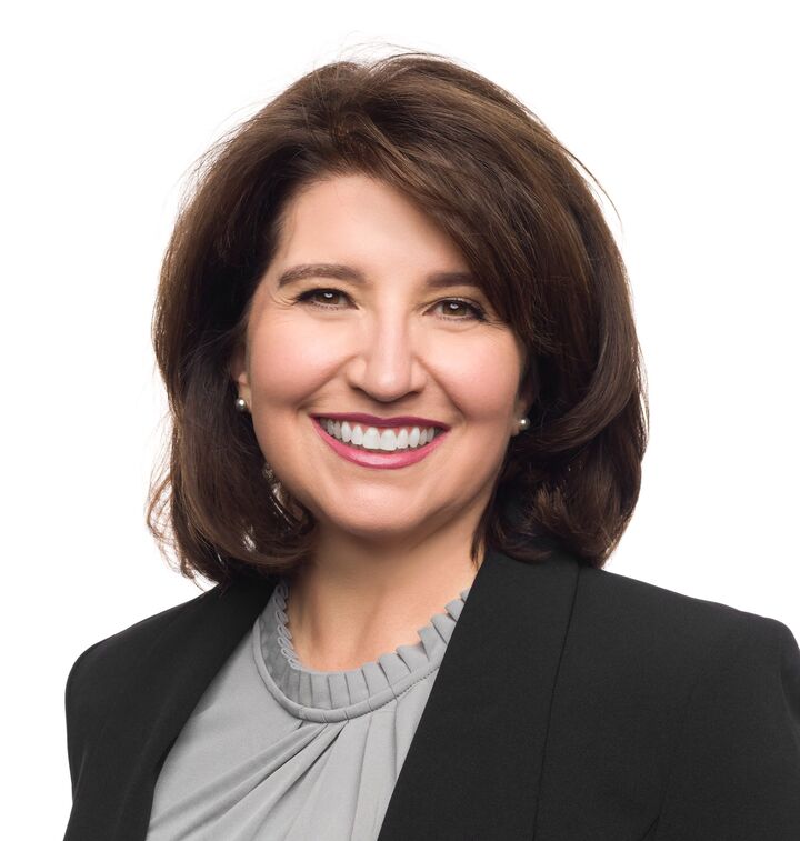 Lisa Carey, Real Estate Salesperson in Tallahassee, Hartung