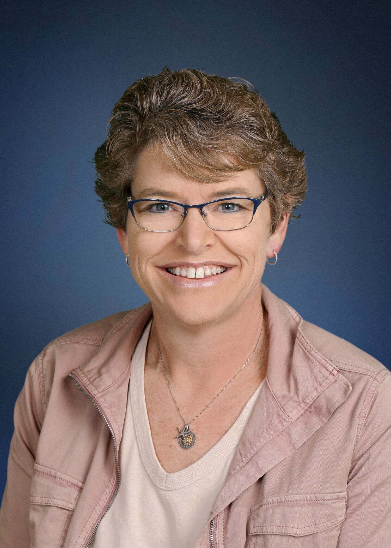 Ruth Rogers, Real Estate Salesperson in Camp Hill, Realty Services