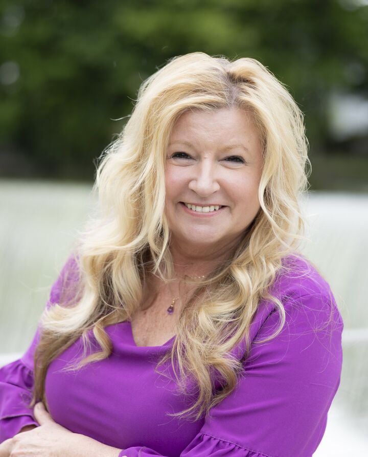 Shonda Balogh, BRANCH MANAGER in Kingston, Howard Hanna Rand Realty
