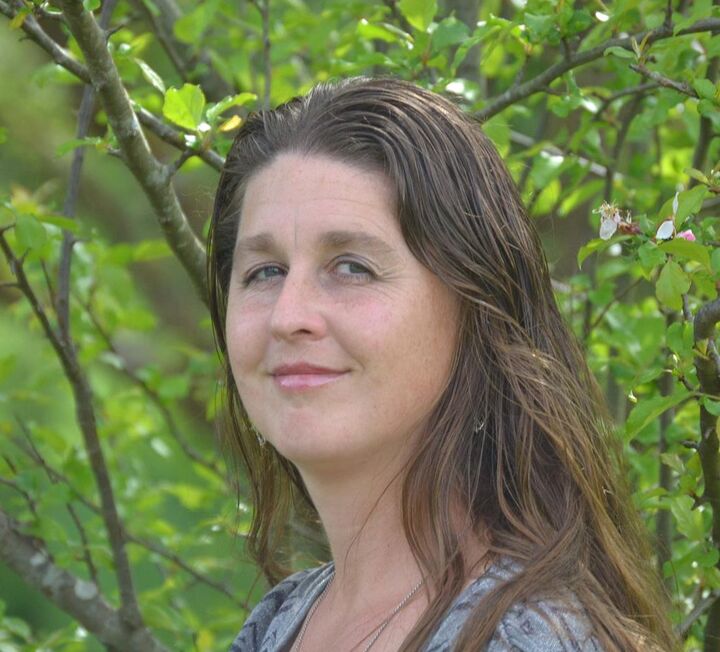 Deirdre Kiest, Real Estate Salesperson in Chehalis, Lund, Realtors