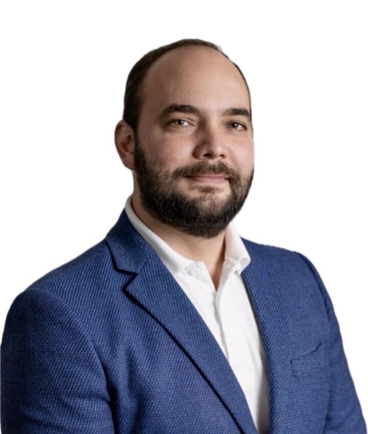 Chris Pimienta-Johnson, Real Estate Broker, REALTOR® in Ottawa, Coldwell Banker First Ottawa Realty, Brokerage
