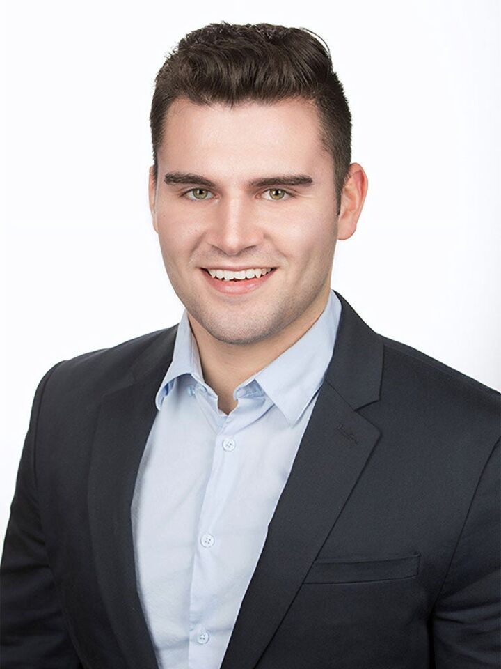 Riley Garant, Real Estate Salesperson in Portage, Affiliated