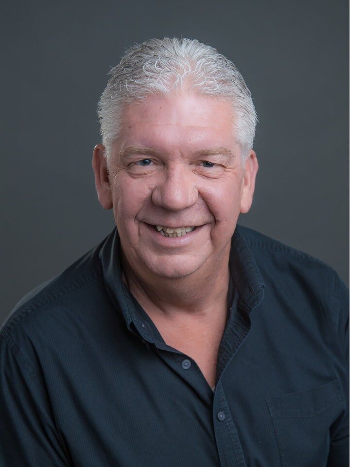 Tracy Phillips, Real Estate Broker in Kennewick, Tomlinson