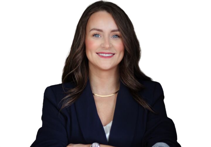 Leah Messer,  in Charleston, ERA Property Elite