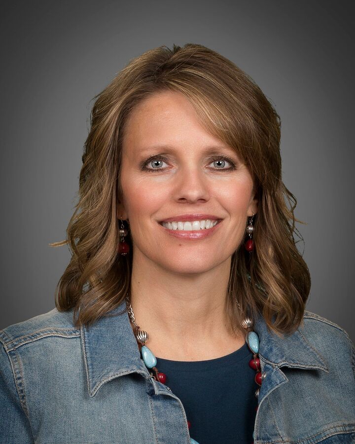 Robyn Kezele, Real Estate Salesperson in Twin Falls, GATEWAY
