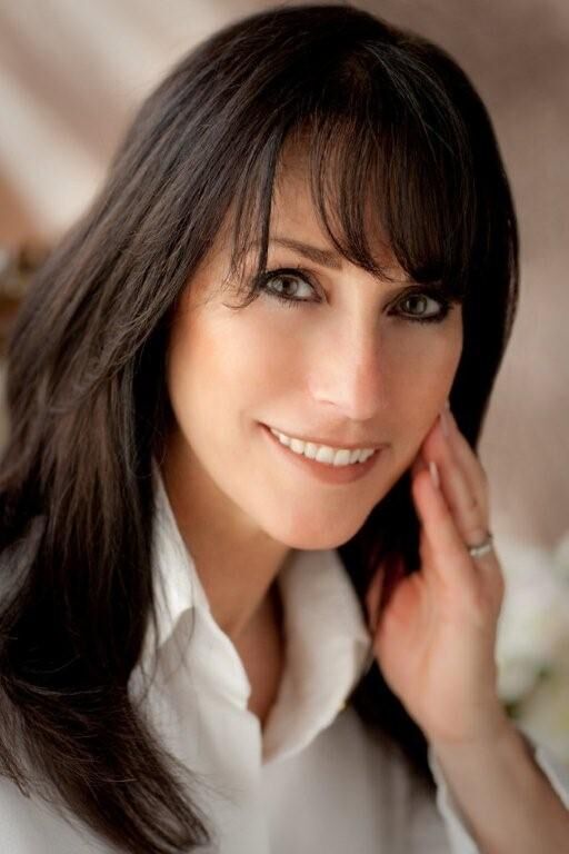 Cookie Cohen,  in Woodbury, Realty Connect