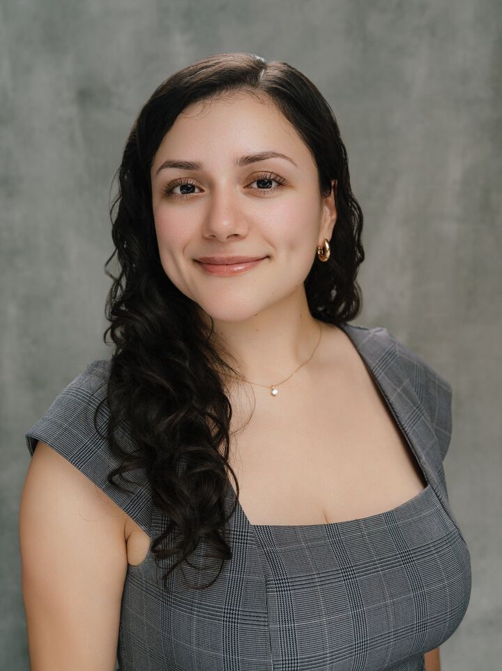 Flora Manriquez Carrillo, Real Estate Salesperson in Stockton, Integrity Real Estate