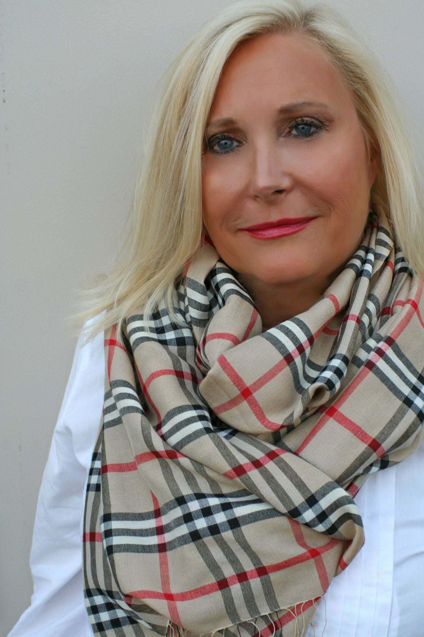 Janet Burger, Real Estate Salesperson in Birmingham, Professionals
