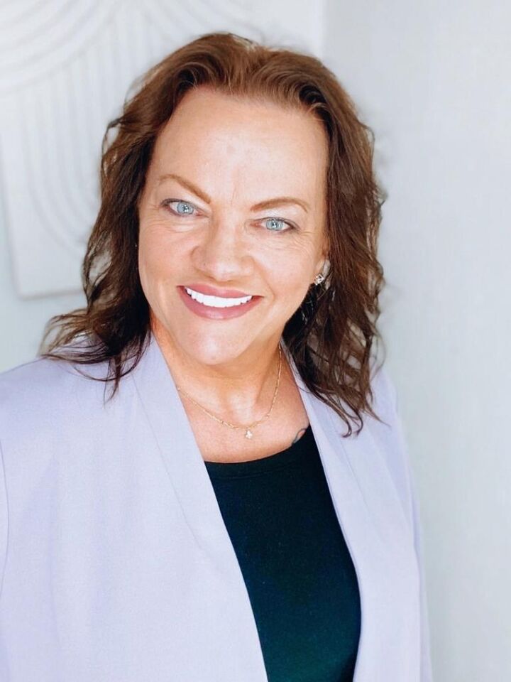 Bobbie Sue Scates, Real Estate Salesperson in Nacogdoches, Blueberry Realty