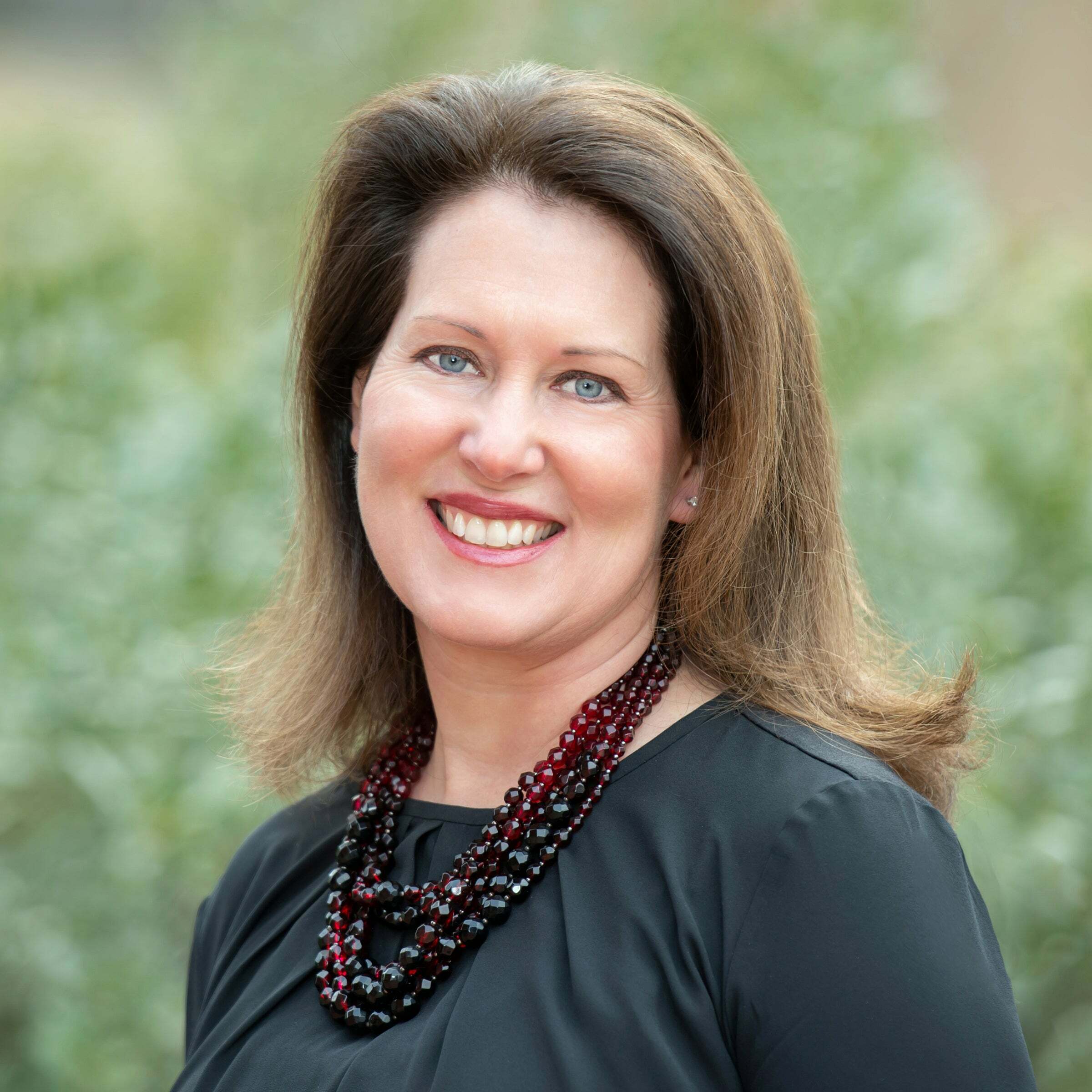 Lynne Russo, Real Estate Salesperson in Winchester, The Shanahan Group