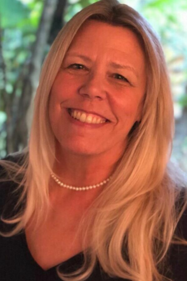Cynthia Hodson,  in Fort Lauderdale, Florida