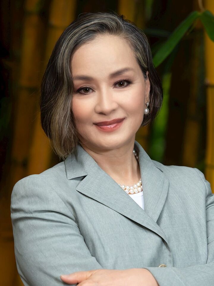 Boo Young Lee, Real Estate Salesperson in Honolulu, Pacific Properties