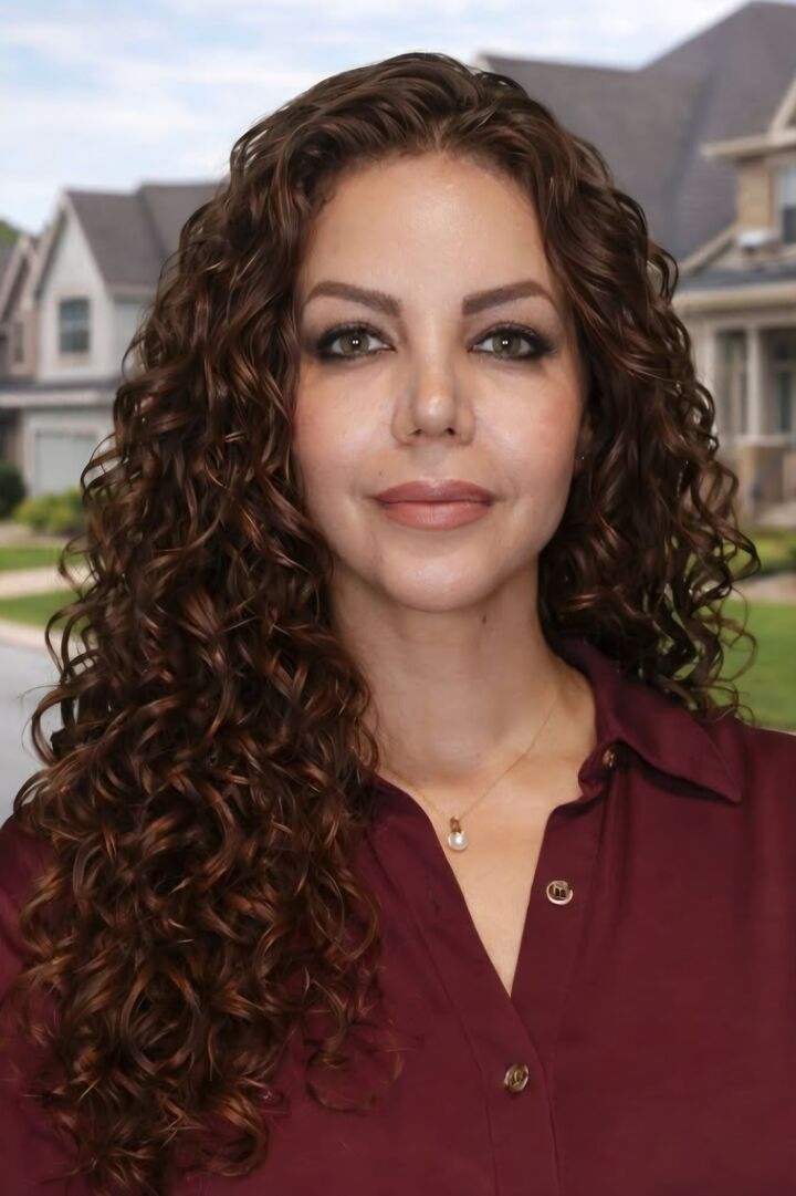 Farahnaz Timnak, Real Estate Salesperson in Valencia, Quality Properties