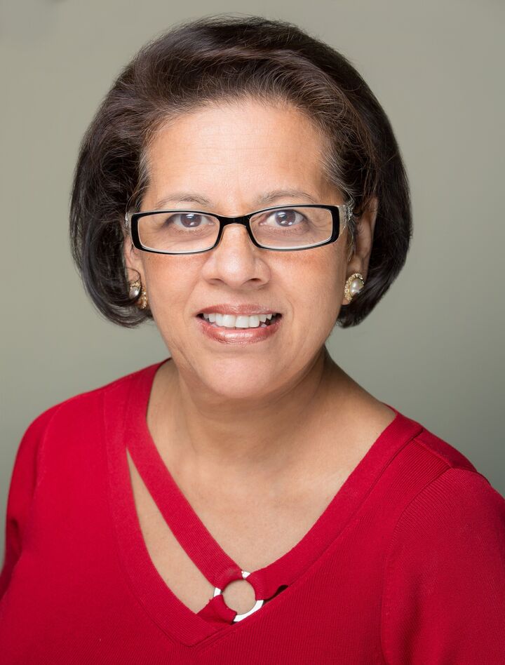 Meera Banta, Associate Real Estate Broker in Stamford, Gaetano Marra Homes