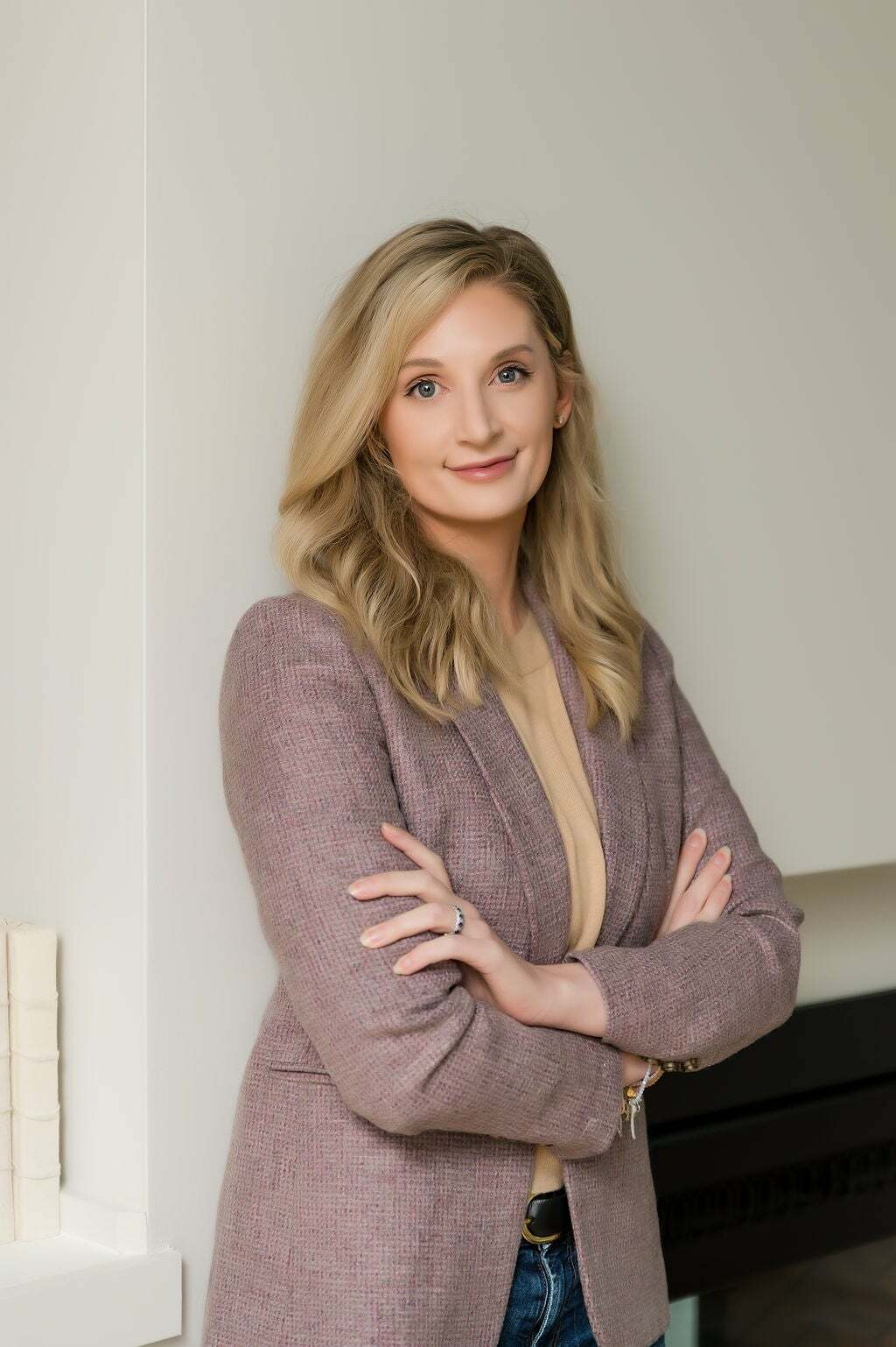 Jenifer Acosta,  in Midland, Signature Realty
