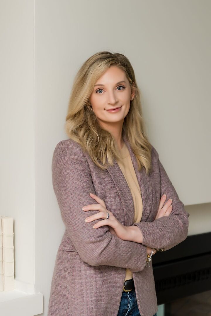 Jenifer Acosta, Real Estate Salesperson in Midland, Signature Realty