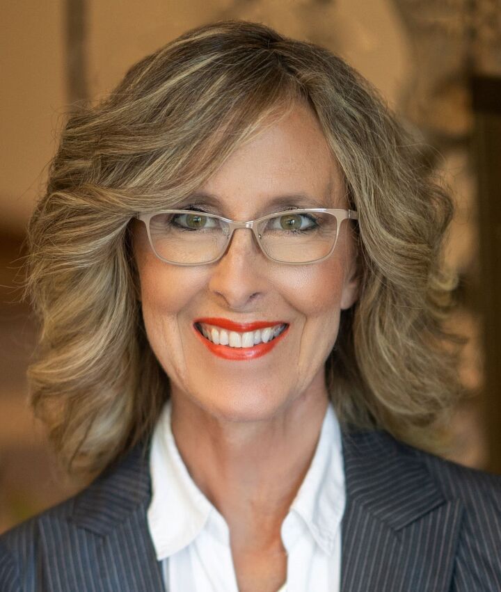 Jo Ellen Kralicek, Real Estate Salesperson in Bismarck, Morrison Realty